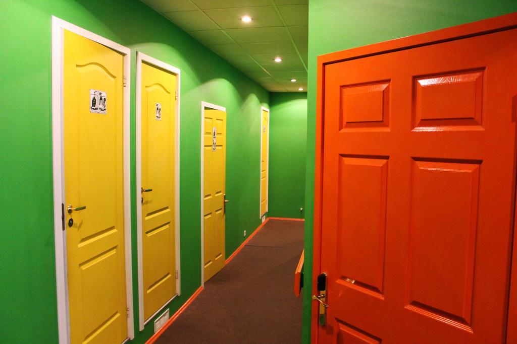 ריגה Naughty Squirrel Backpackers Hostel מראה חיצוני תמונה