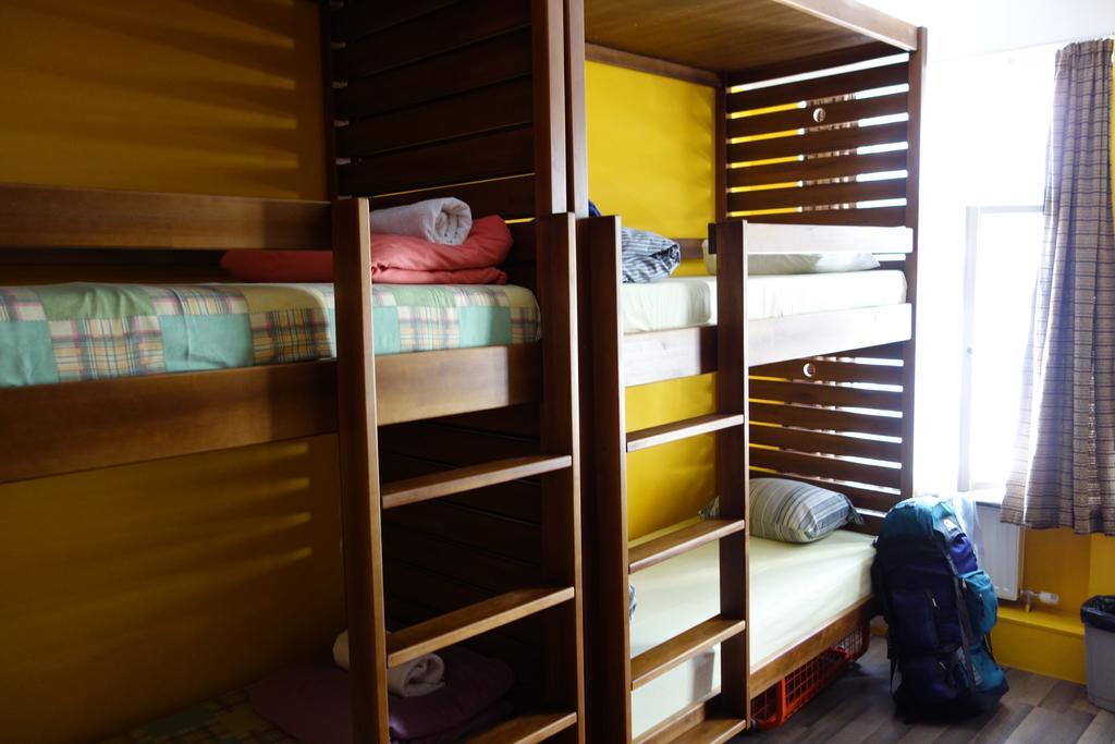 ריגה Naughty Squirrel Backpackers Hostel מראה חיצוני תמונה